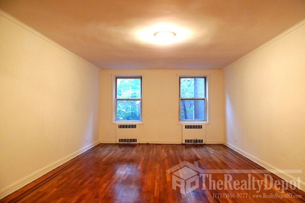 118th St Queens, NY 11415, MLS-RD1864-2