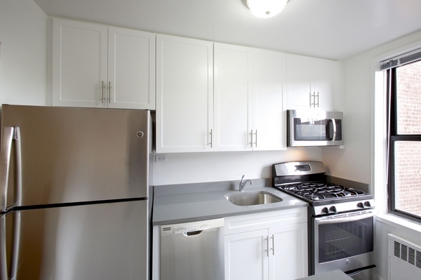 Apartment Colden Street  Queens, NY 11355, MLS-RD1885-6