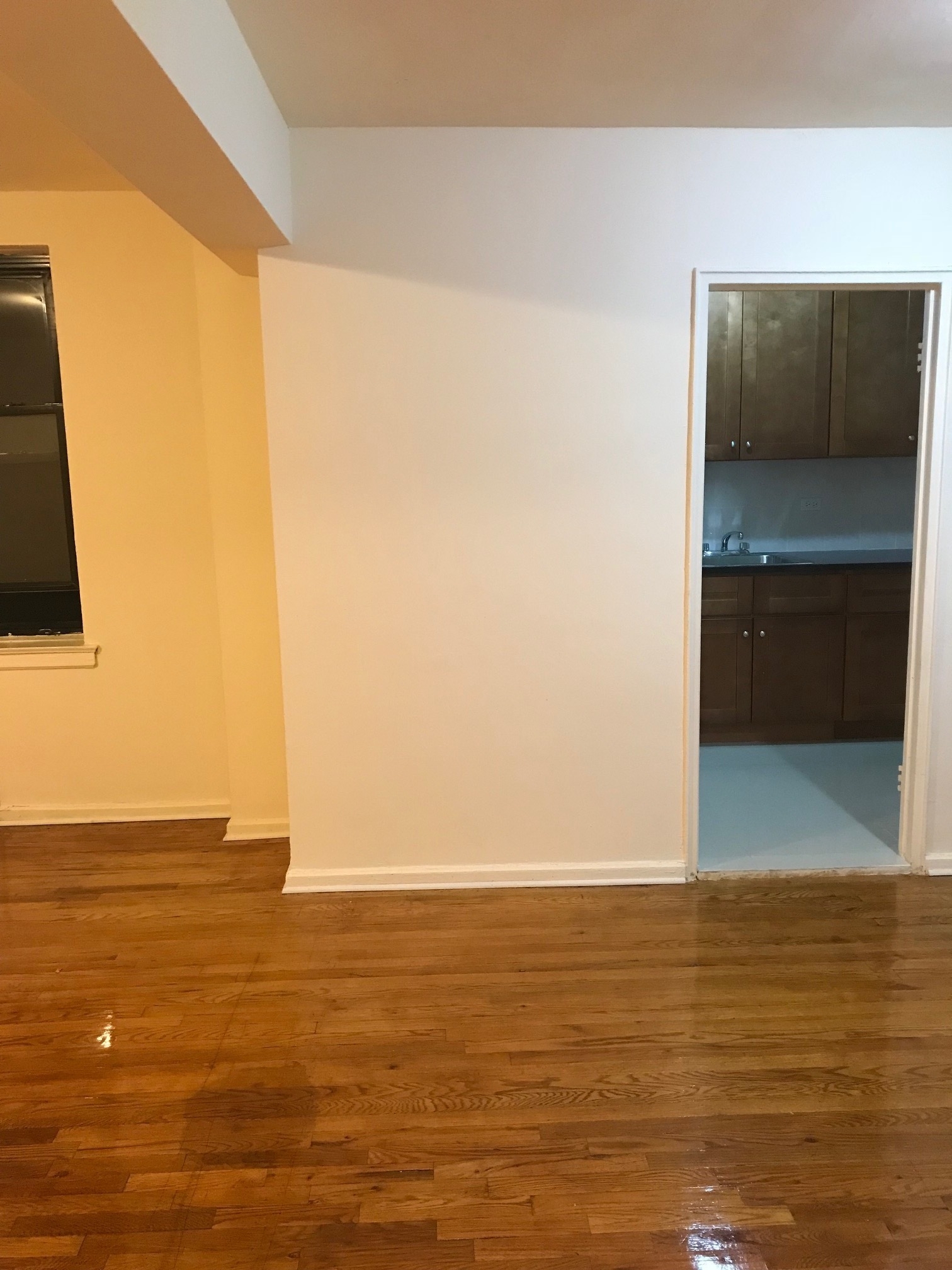 Apartment 77th Avenue  Queens, NY 11364, MLS-RD1888-2