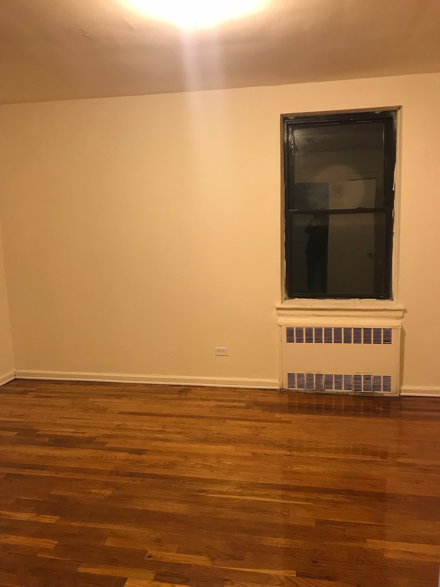 Apartment 77th Avenue  Queens, NY 11364, MLS-RD1888-10