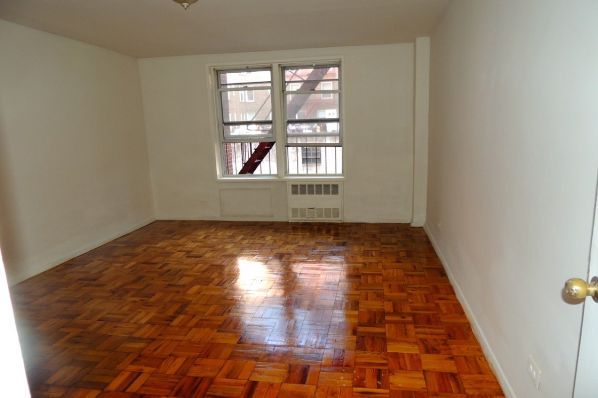 Apartment For Rent in Flushing, Queens, NY 11358 Web ID RD1889