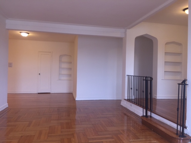 Apartment Elmhurst Avenue  Queens, NY 11373, MLS-RD1904-7