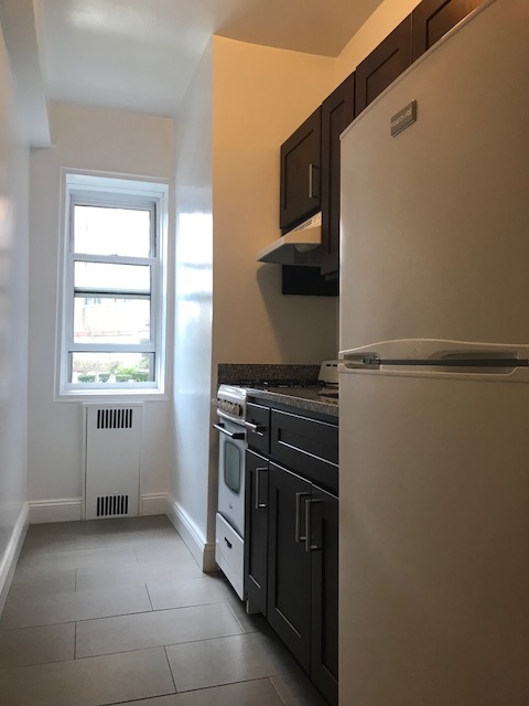 Apartment 41st Avenue  Queens, NY 11355, MLS-RD1933-7