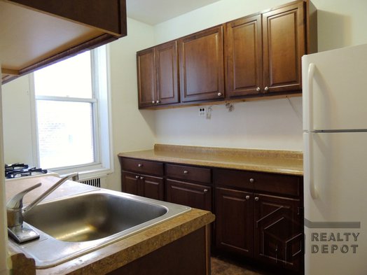 Apartment 39th Place  Queens, NY 11104, MLS-RD1935-2