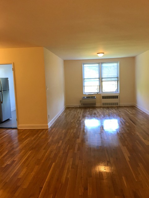 Apartment 150th Street Queens, NY 11358, MLS-RD1969-11