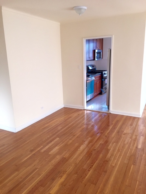Apartment Saunders Street  Queens, NY 11374, MLS-RD2018-2