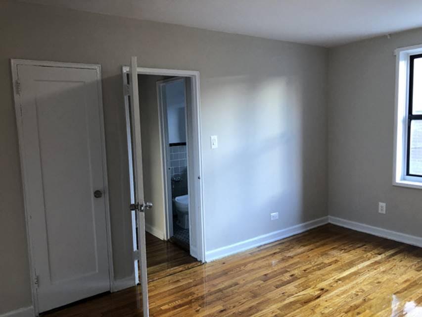 Apartment 64th Avenue  Queens, NY 11374, MLS-RD2192-2