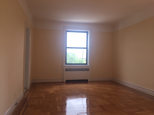 Apartment Austin Street  Queens, NY 11375, MLS-RD2200-2