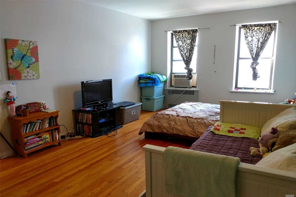 Coop Queens Blvd  Queens, NY 11374, MLS-RD2377-12