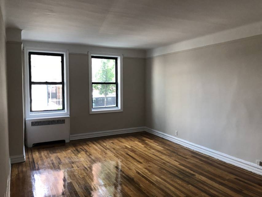 Apartment 30th Road Queens, NY 11102, MLS-RD2398-3