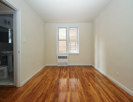 Apartment Parsons Blvd Queens, NY 11354, MLS-RD2427-8