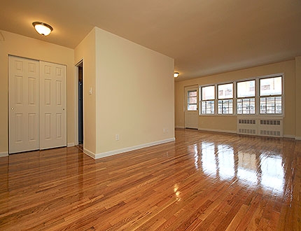Apartment 35th Avenue  Queens, NY 11354, MLS-RD2436-3