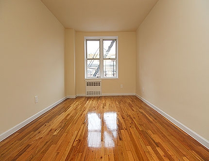 Apartment 35th Avenue  Queens, NY 11354, MLS-RD2436-4