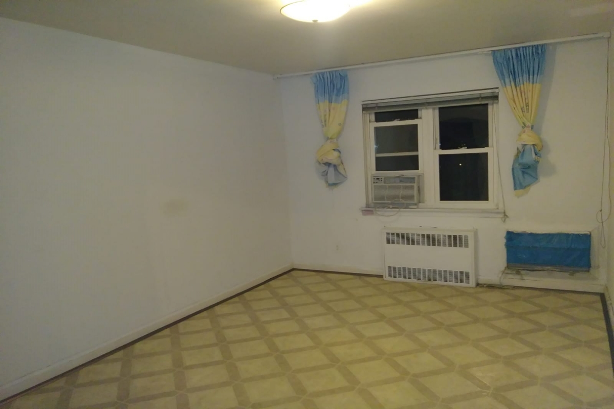 Apartment 207th Street Queens, NY 11364, MLS-RD2515-7