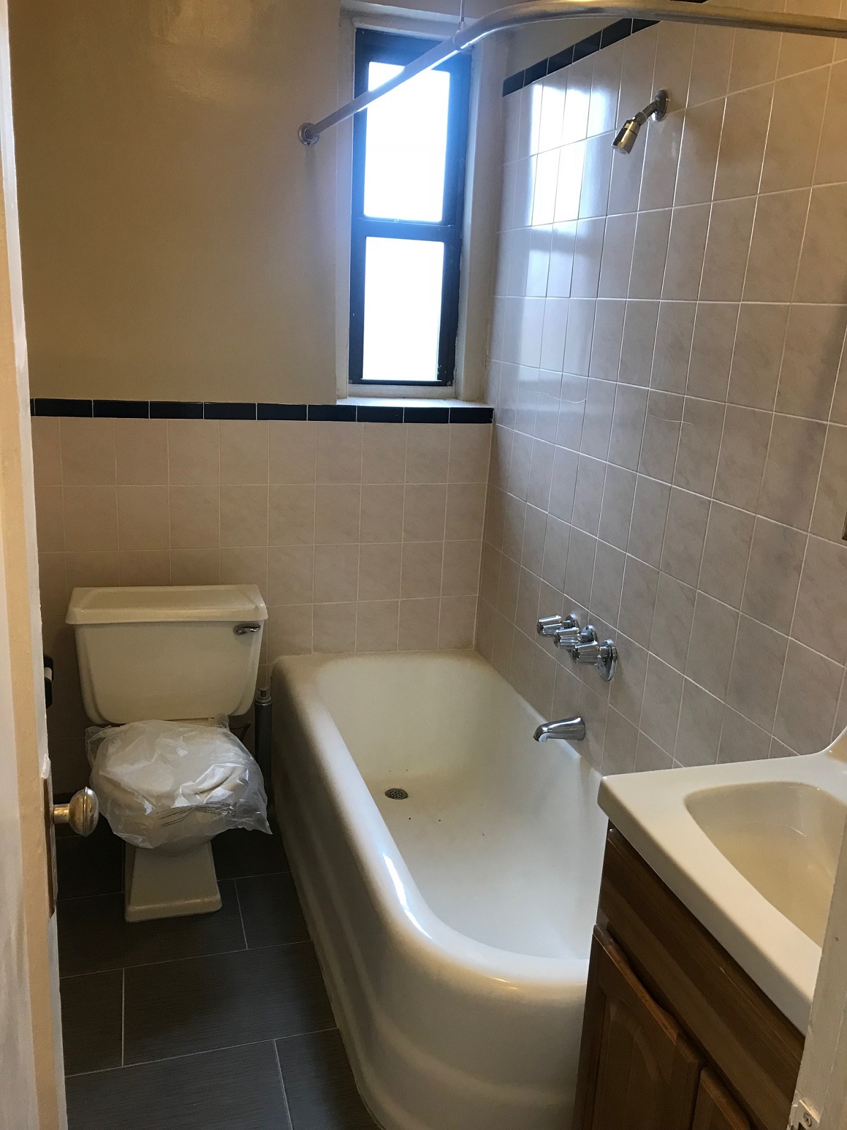 Apartment Austin St  Queens, NY 11374, MLS-RD2533-6