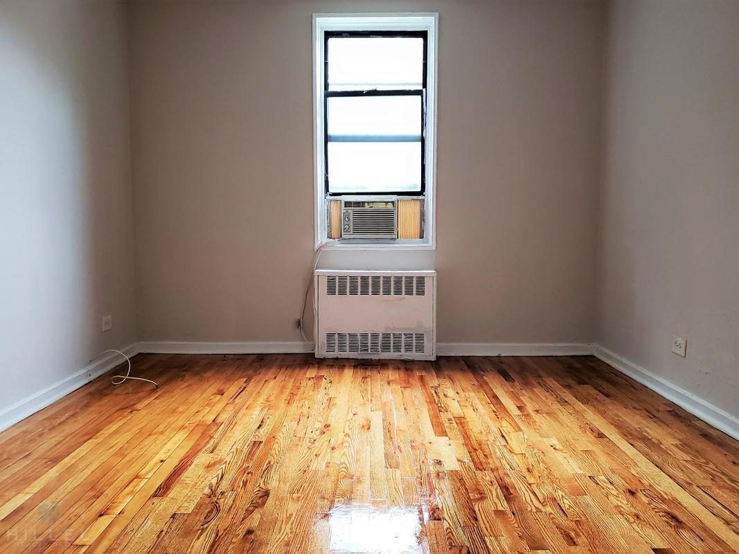 Apartment Austin Street  Queens, NY 11374, MLS-RD2576-3