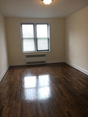 Apartment in Sunnyside - 44th Street  Queens, NY 11104