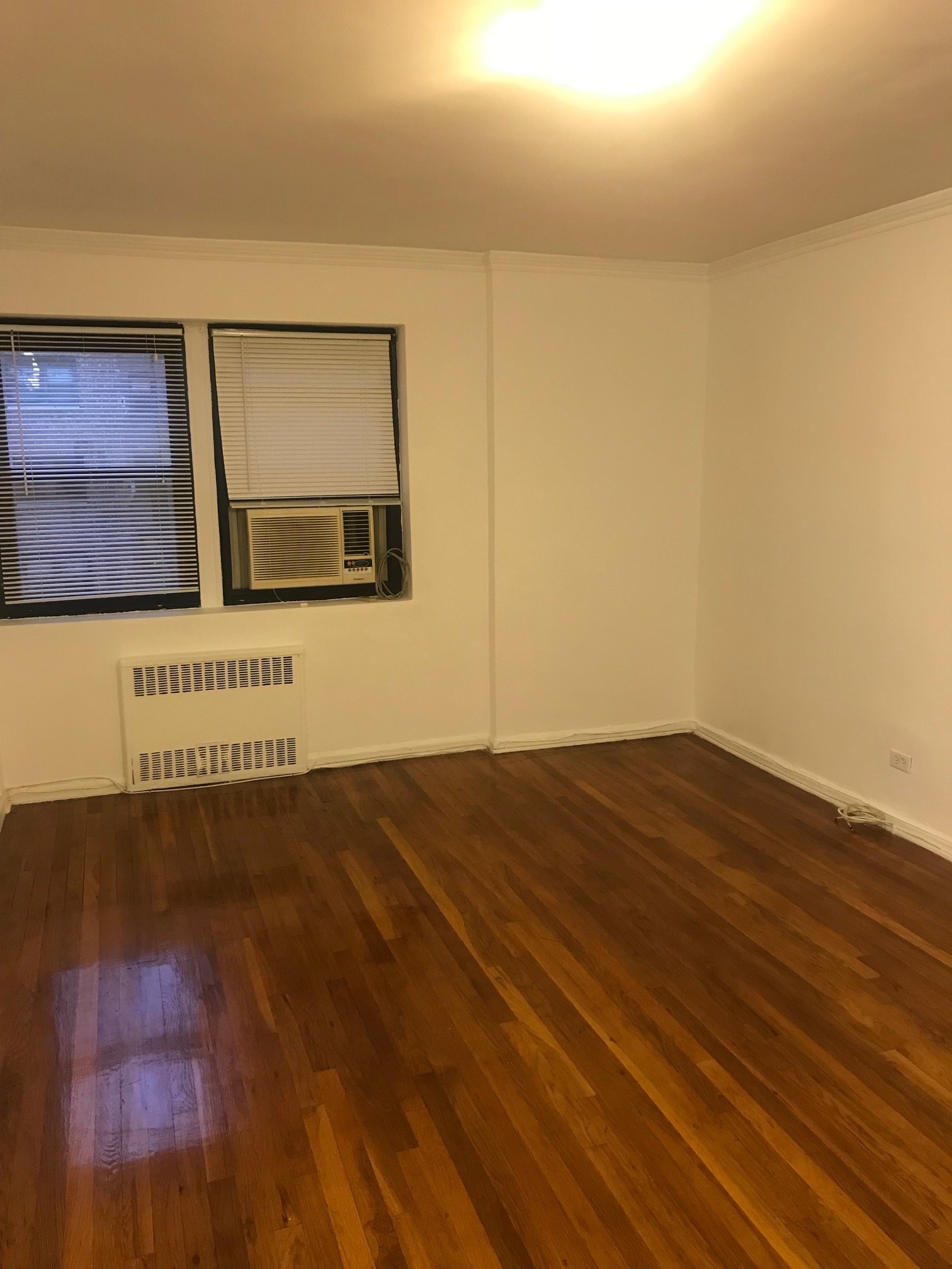 Apartment Metropolitan Avenue  Queens, NY 11415, MLS-RD2737-3