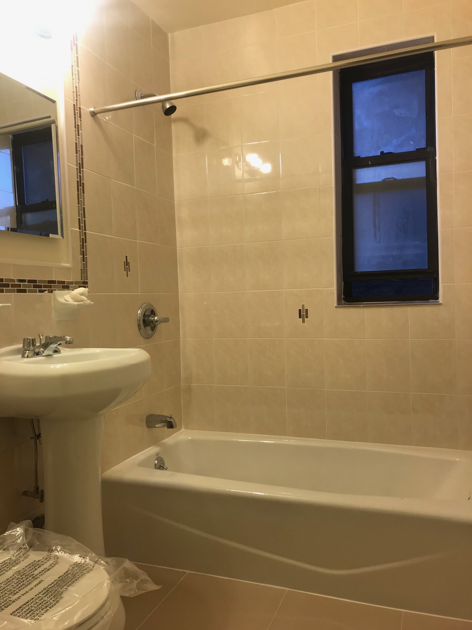 Apartment Wetherole Street  Queens, NY 11374, MLS-RD2805-10