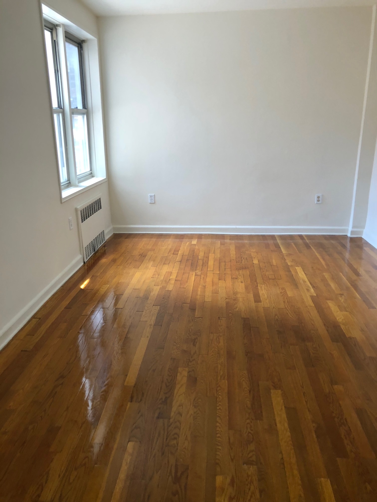 Apartment Saunders Street Queens, NY 11374, MLS-RD2826-5