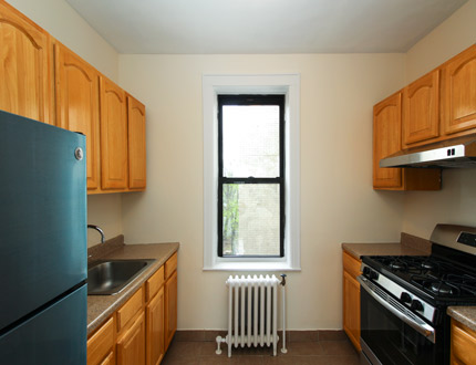 Apartment in Queens Village - 218th Street  Queens, NY 11428