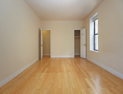 Apartment Metropolitan Avenue  Queens, NY 11415, MLS-RD2846-4