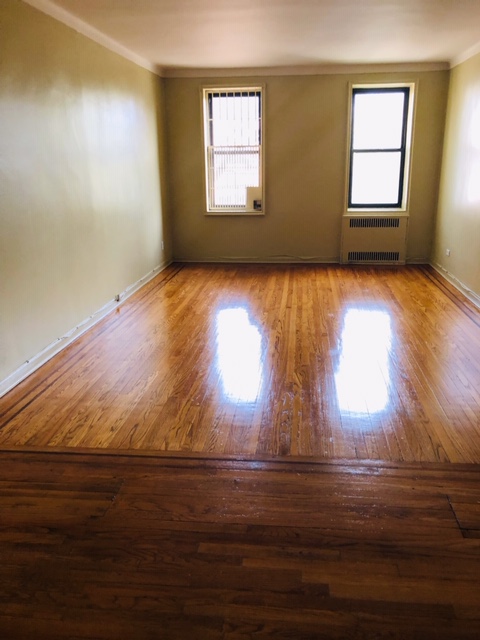Apartment 83rd Avenue  Queens, NY 11415, MLS-RD2853-3