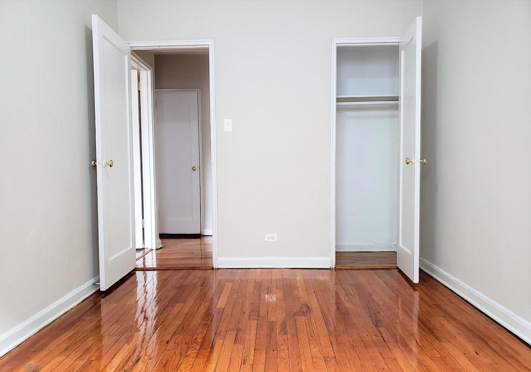 Apartment Park Lane South  Queens, NY 11421, MLS-RD2876-2