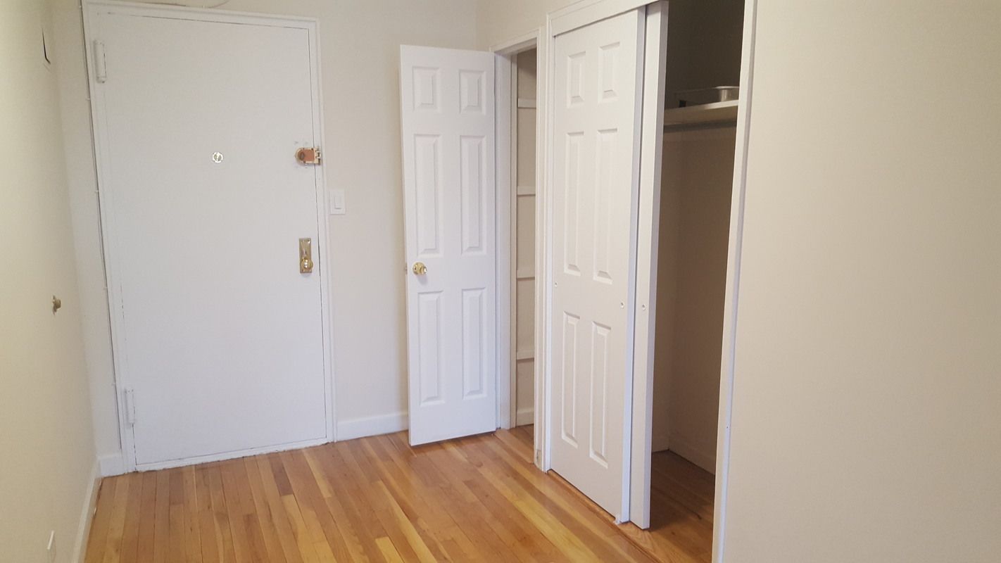 Apartment Hoover Avenue  Queens, NY 11435, MLS-RD2886-3