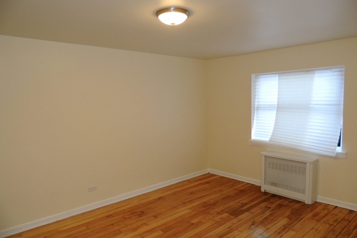 Apartment 75th Avenue  Queens, NY 11367, MLS-RD2889-4