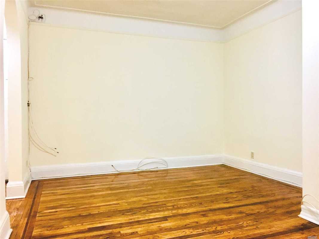 Apartment 40th Street Queens, NY 11104, MLS-RD2919-2