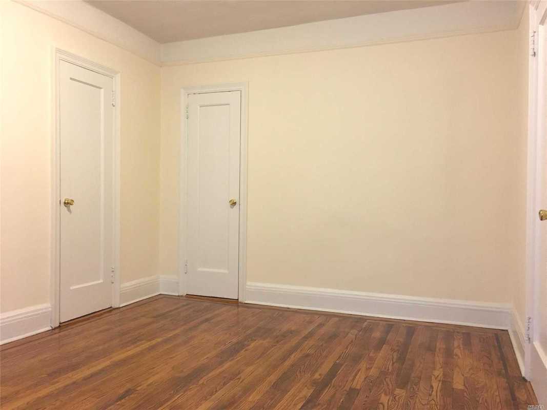 Apartment 40th Street Queens, NY 11104, MLS-RD2919-3