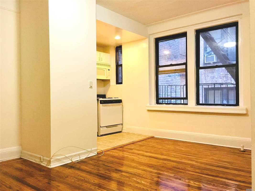 Apartment 40th Street Queens, NY 11104, MLS-RD2919-5