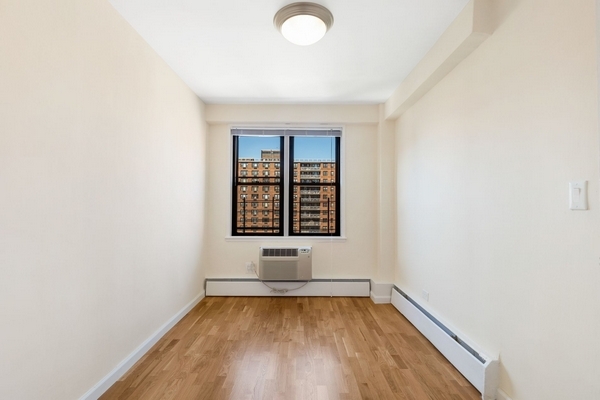 Apartment 57th Avenue Queens, NY 11368, MLS-RD2923-2