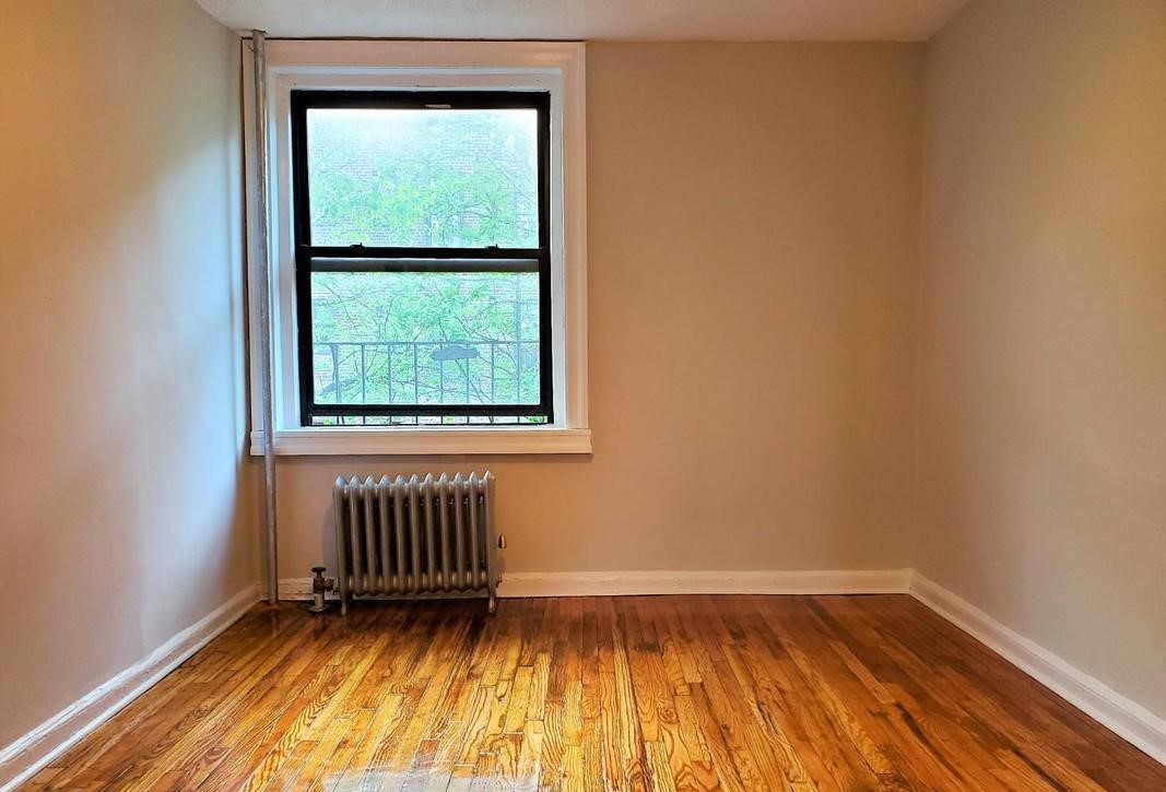Apartment 47th Street Queens, NY 11104, MLS-RD2931-5