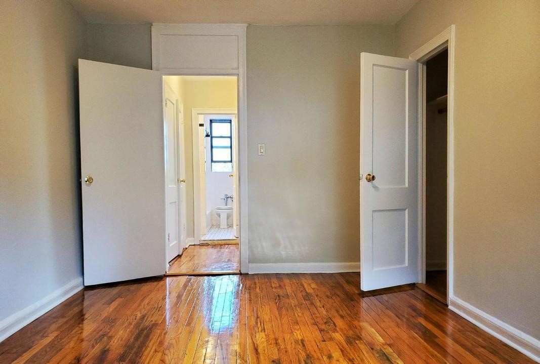 Apartment 47th Street Queens, NY 11104, MLS-RD2931-6