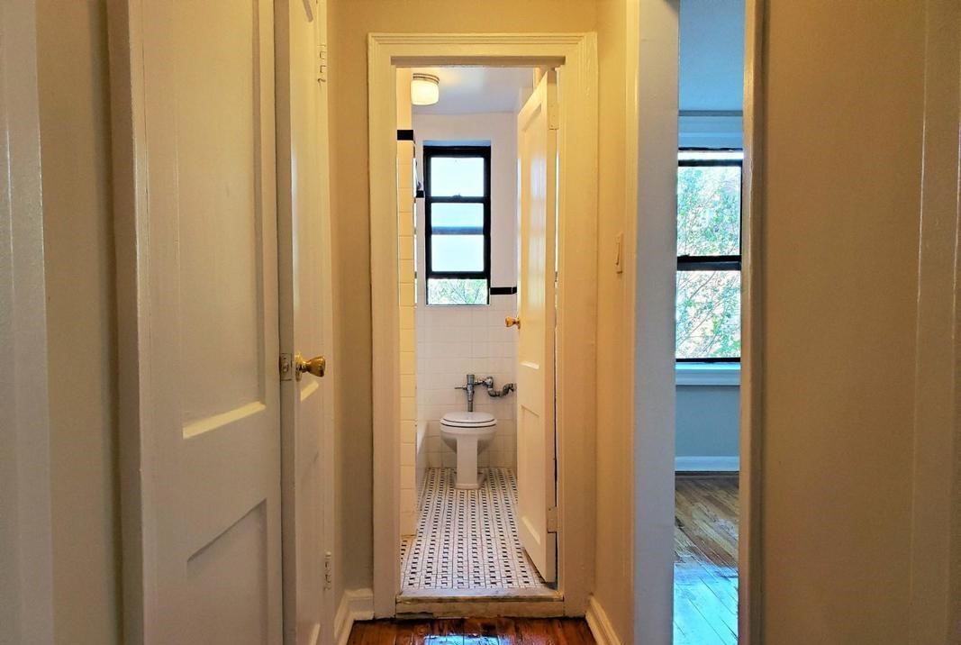 Apartment 47th Street Queens, NY 11104, MLS-RD2931-8