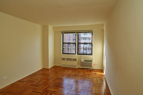 Apartment 67th Avenue Queens, NY 11374, MLS-RD2962-3