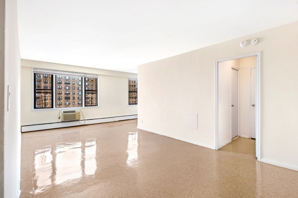 Apartment 57th Avenue  Queens, NY 11368, MLS-RD2982-4