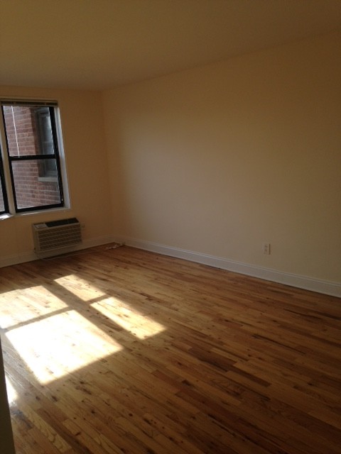 Apartment Ava Place  Queens, NY 11432, MLS-RD3146-2