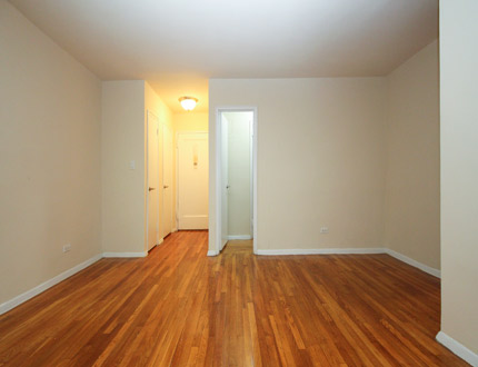 Apartment Parsons Blvd  Queens, NY 11354, MLS-RD3169-3