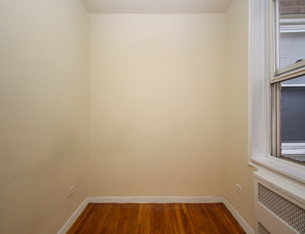Apartment Parsons Blvd  Queens, NY 11354, MLS-RD3169-4
