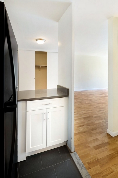 Apartment 57th Avenue Queens, NY 11368, MLS-RD3185-4