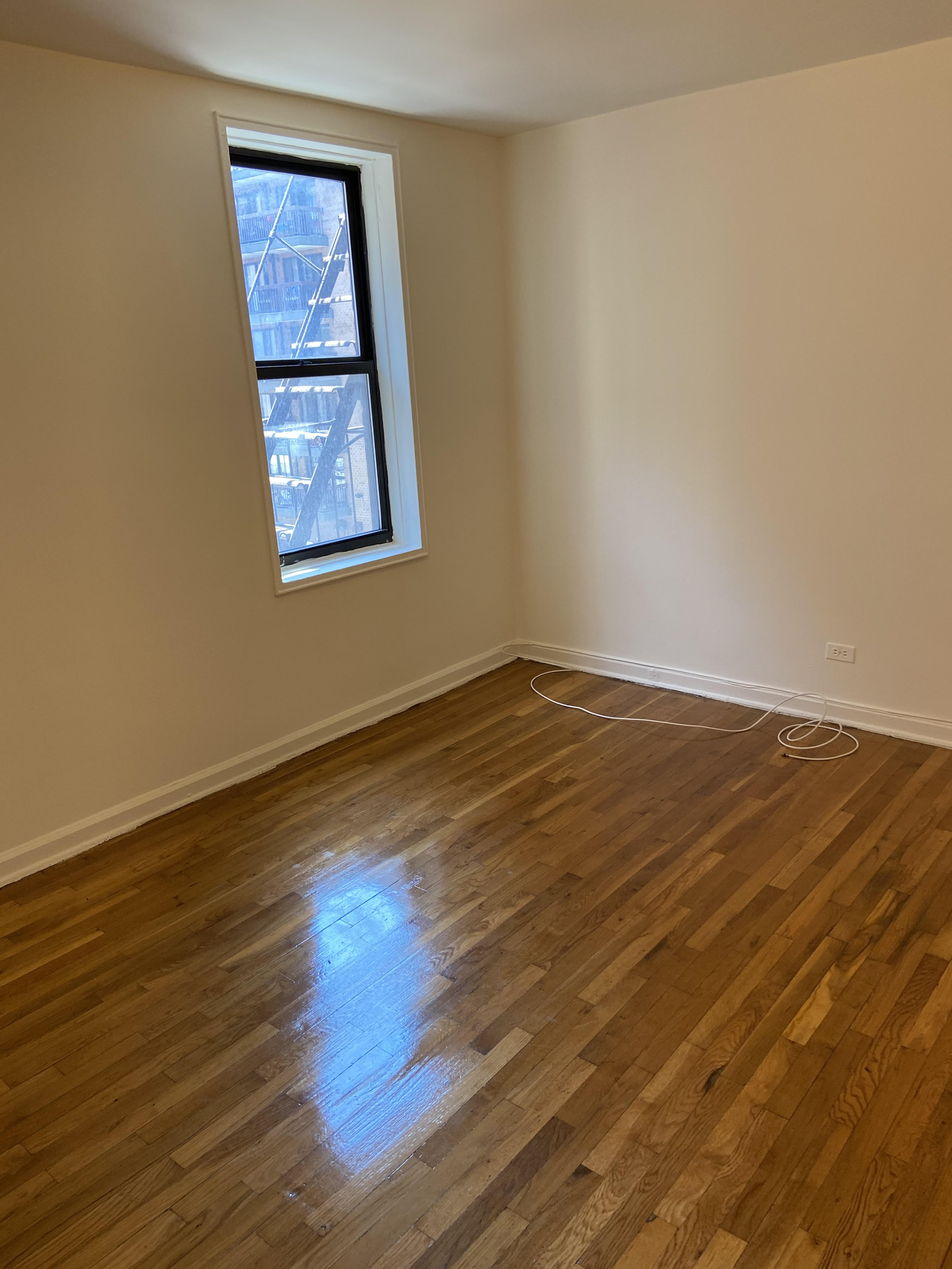 Apartment 66th Avenue  Queens, NY 11374, MLS-RD3241-2