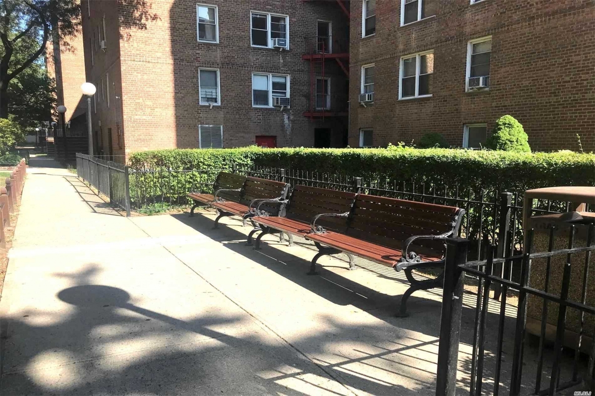 Yellowstone Blvd  Queens, NY 11375, MLS-RD3263-16