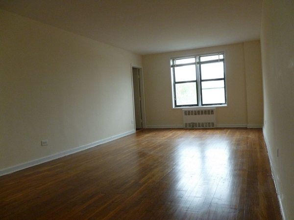 Apartment 62nd Road Queens, NY 11375, MLS-RD3272-3