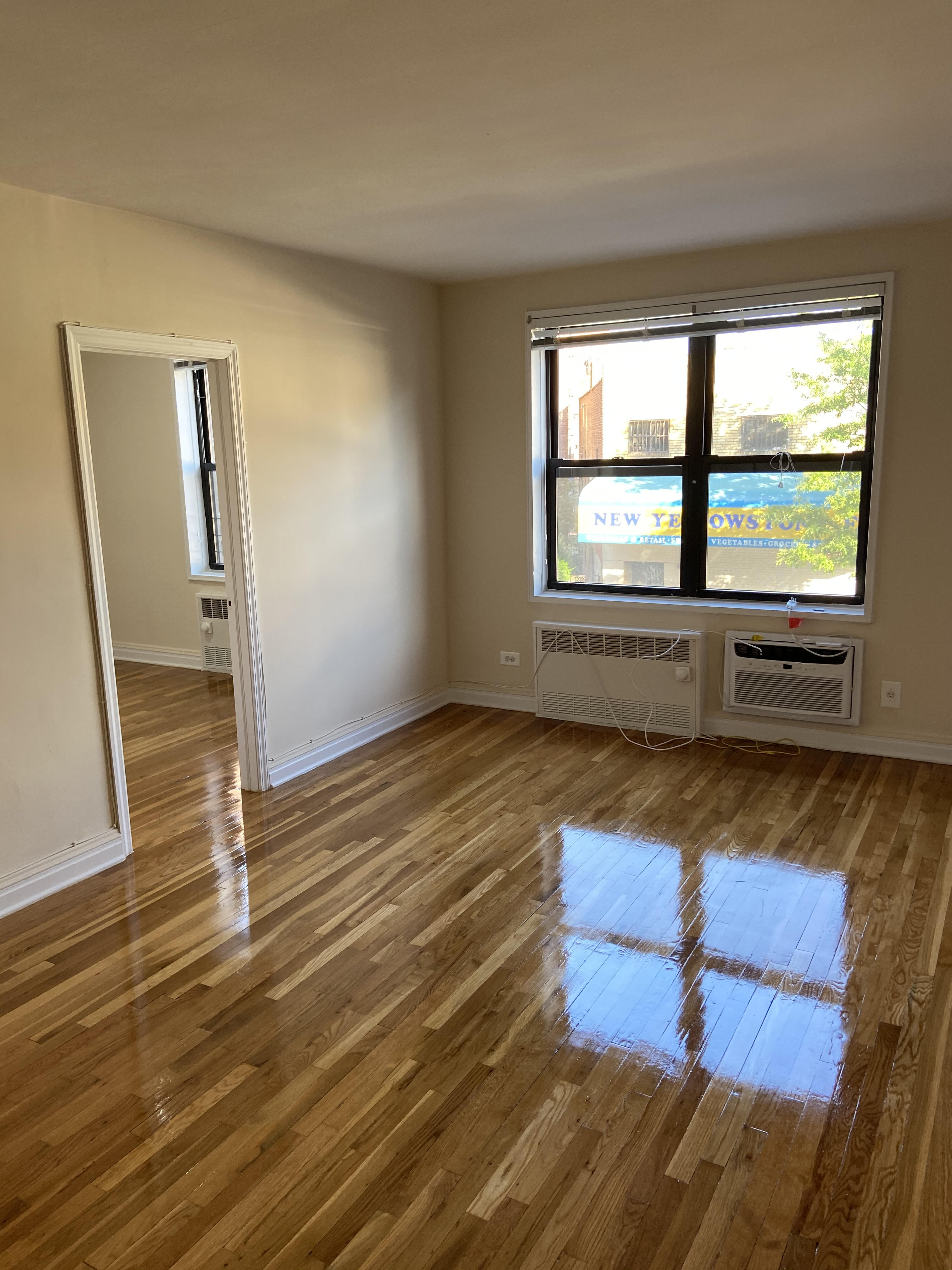 Apartment 67th Drive  Queens, NY 11375, MLS-RD3766-10