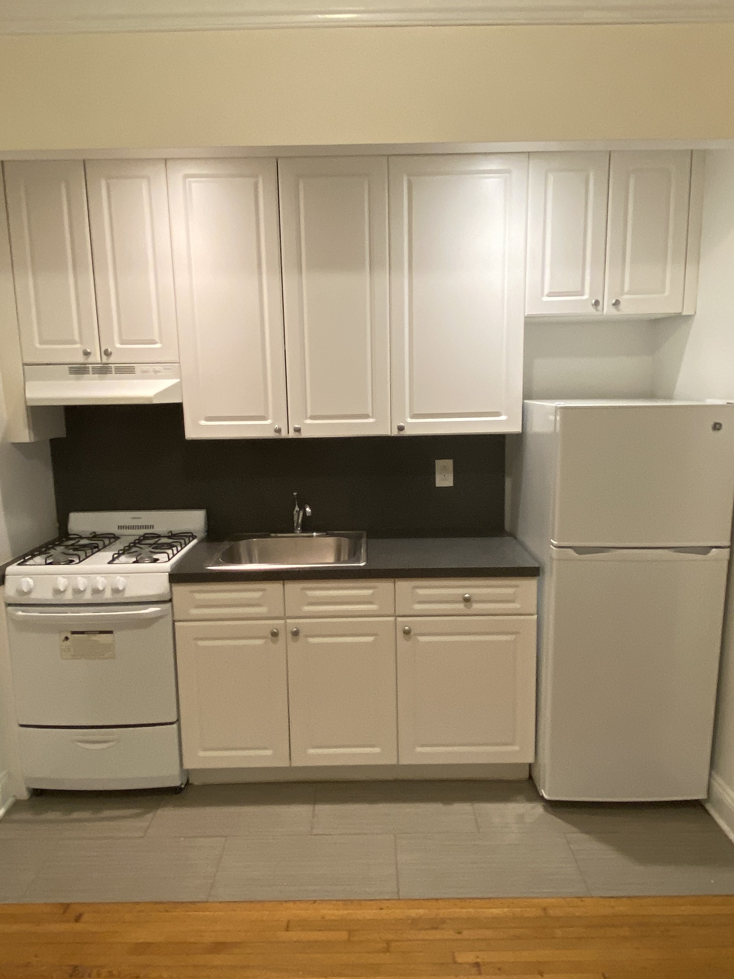 Apartment Highland Avenue  Queens, NY 11432, MLS-RD3807-2