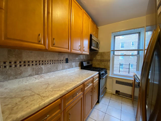 Apartment Saunders Street Queens, NY 11374, MLS-RD4055-13