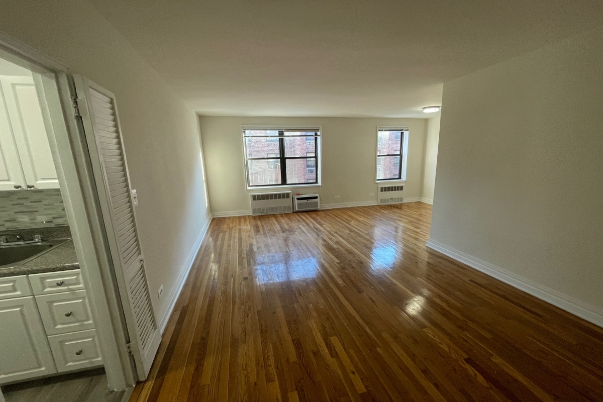 Apartment 67th Road  Queens, NY 11375, MLS-RD4060-3